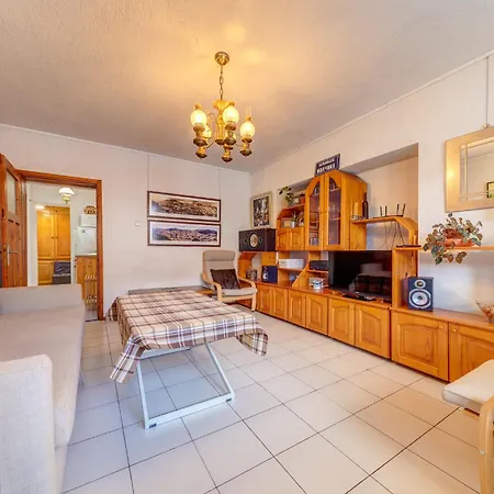 1-bedroom Garden Flat * Smolyan