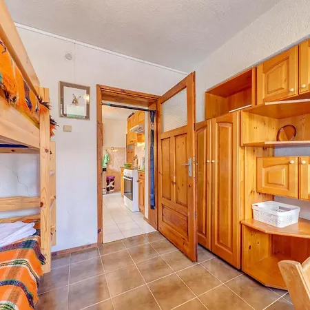 Lejlighed 1-bedroom Garden Flat *